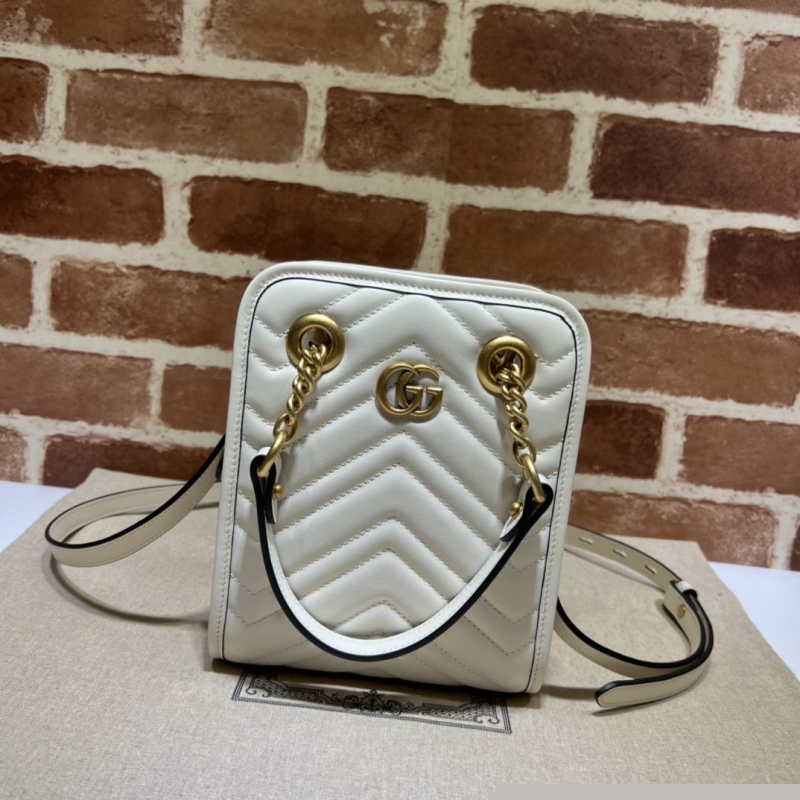 G*u*i top handle bags